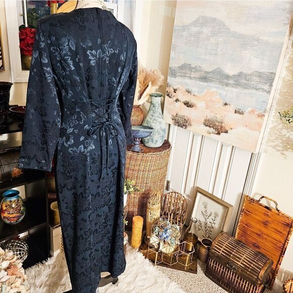 Vintage 80's Dawn Joy Sexy Floral Print Midi Sheath Dress. - Picture 11 of 14